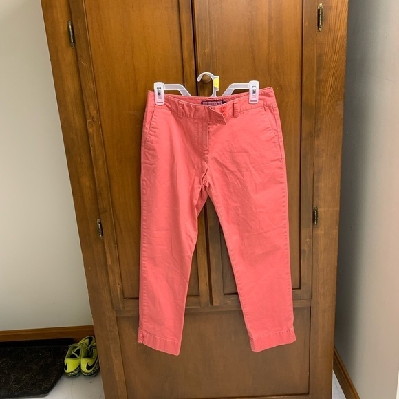 Vineyard Vines Shep & Ian khaki style capri pants size 4 9 in rise 25 inseam - Picture 1 of 5